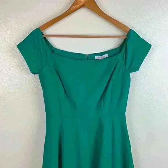 Nwt ๐ Lucy Paris green short dress with full skirt size medium - Picture 3 of 9